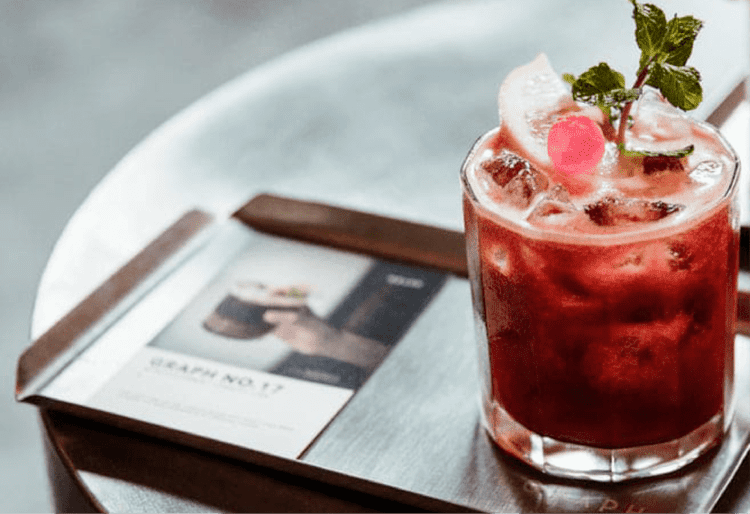Strawberry Schwede Cocktail with Alter Schwede 